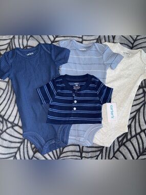 NWT Carter's Baby Size 9 Months 4-Pack Blue + Cream Short Sleeve Bodysuits